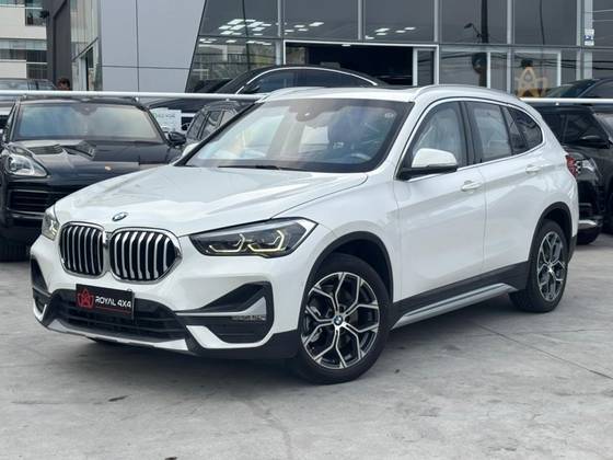BMW X1 2.0 16V TURBO ACTIVEFLEX SDRIVE20I X-LINE 4P AUTOMÁTICO BMW X1 2.0 16V TURBO ACTIVEFLEX SDRIVE20I X-LINE 4P AUTOMÁTICO